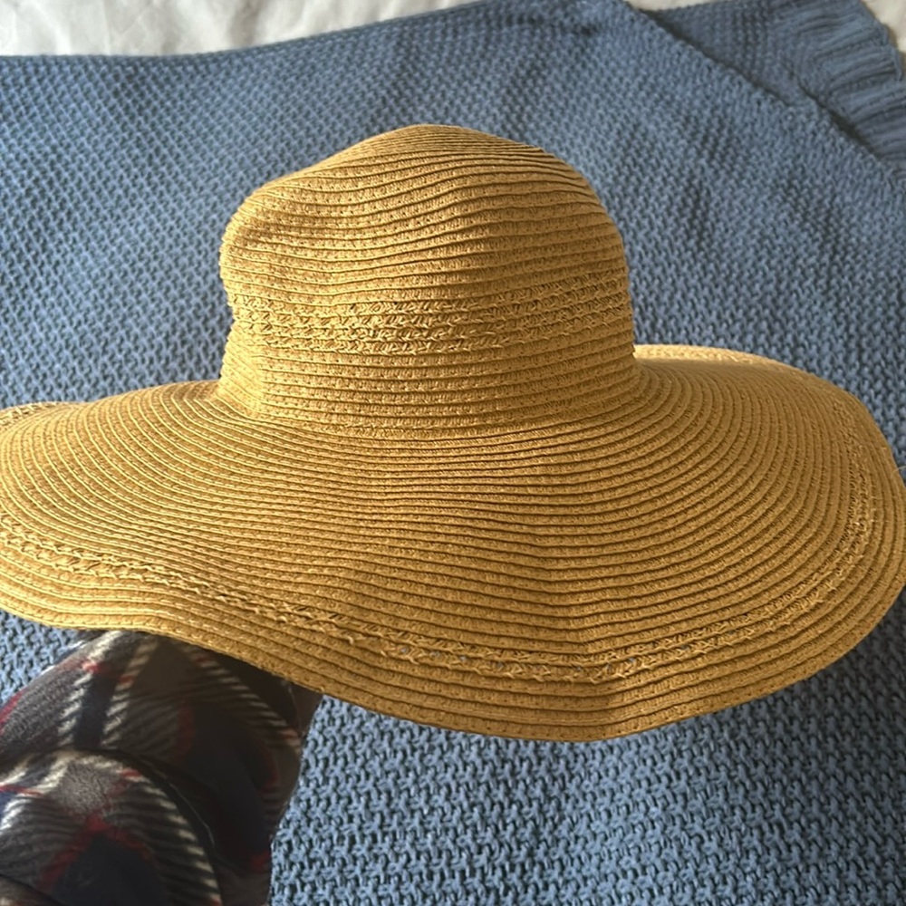 Giant Sun Hat